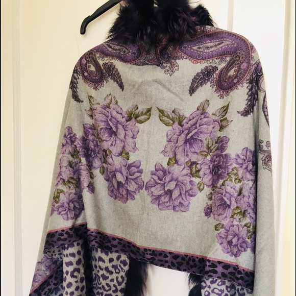 VOLARE NEW YORK CASHMERE FOX FUR WRAP SHAWL NEW - Picture 12 of 16